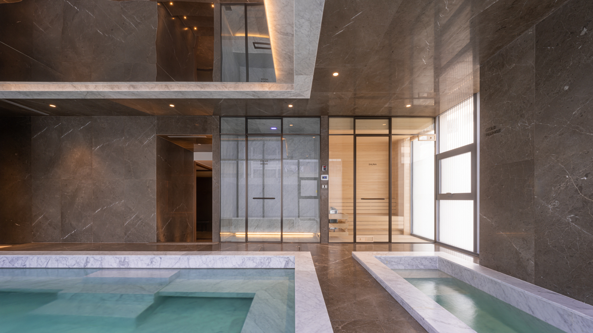 Gallery 10