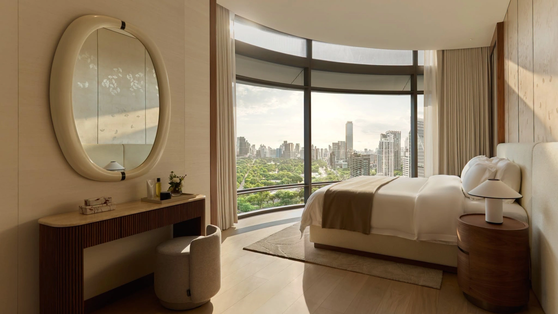 Upper House Residences Bangkok Lumpini Park View